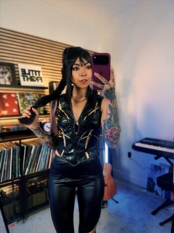 Leaked Aileensenpaireacts private photo viral onlyfans