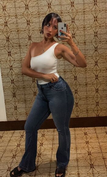Leaked Melia/ private photo viral onlyfans