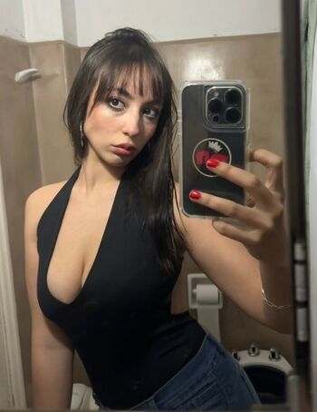 Leaked Vikioutofspace / private photo viral onlyfans