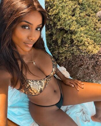 Leaked Ainett stephens private photo viral onlyfans