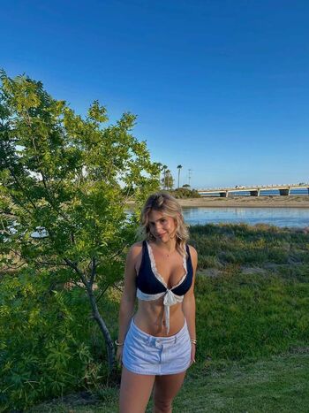 Leaked Ainsley rolstad private photo viral onlyfans