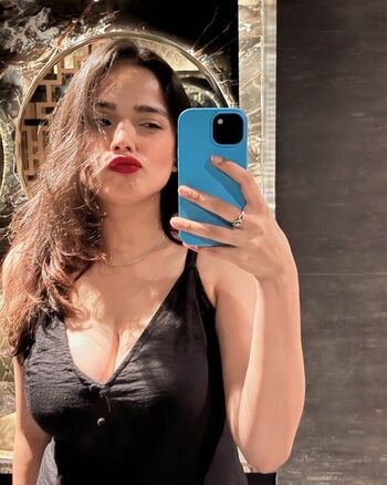 Leaked Akriti bajpai private photo viral onlyfans