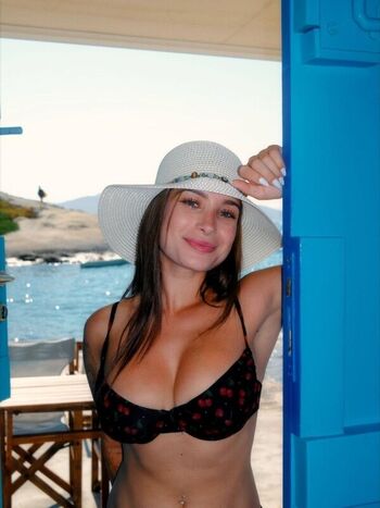 Leaked Akumagirrl  page private photo viral onlyfans