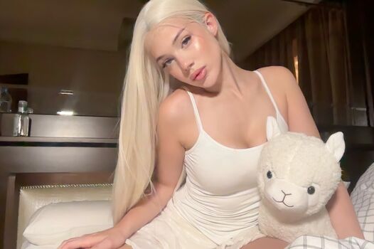 Leaked Akyuliych page private photo viral onlyfans