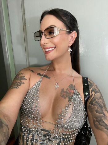 Leaked Aln crv private photo viral onlyfans