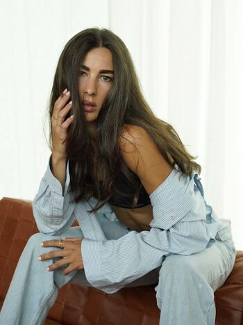 Leaked Alanah yukich private photo viral onlyfans