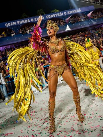 Alane Dias