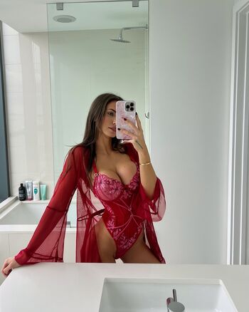 Leaked Alannalouise  page private photo viral onlyfans