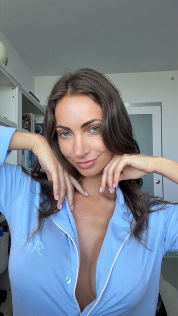 Leaked Alannalouise  page private photo viral onlyfans