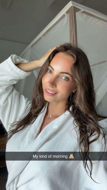Leaked Alannalouise private photo viral onlyfans