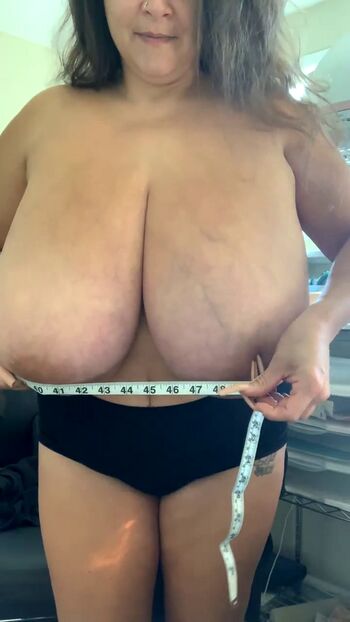 Leaked Alaura grey private photo viral onlyfans