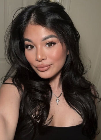 Leaked Aleenatran private photo viral onlyfans