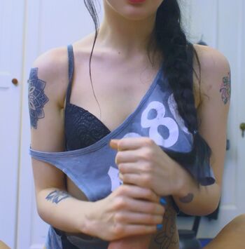 Leaked Alessa savage private photo viral onlyfans