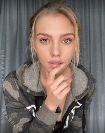 Alexa Breit