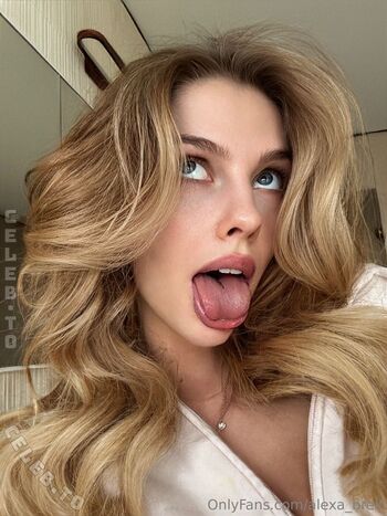Leaked Alexa breit  page private photo viral onlyfans