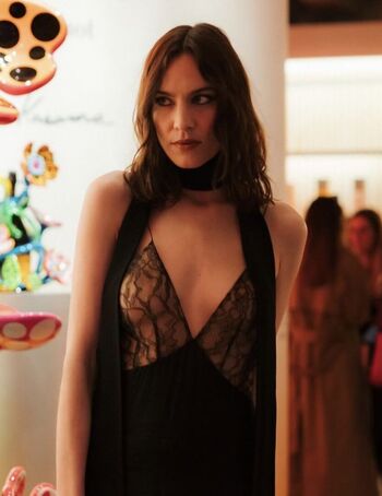 Leaked Alexa chung page private photo viral onlyfans