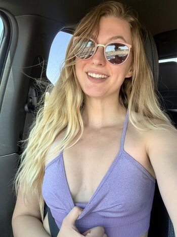 Alexa Grace