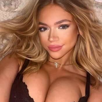 Leaked Alexandra cockrill private photo viral onlyfans