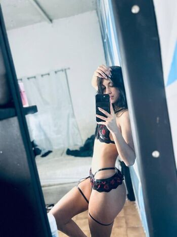 Leaked Alexandra isabella page private photo viral onlyfans