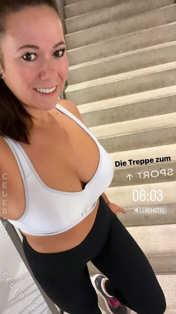 alexandra_kli89
