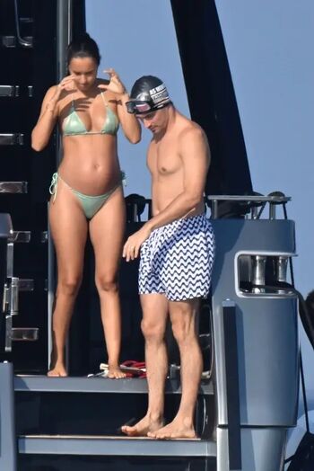 Alexandra Saint Mleux