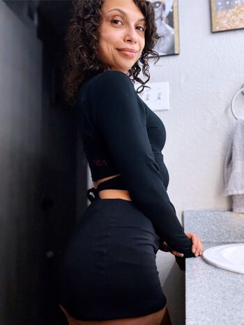 Leaked Alexaskye private photo viral onlyfans