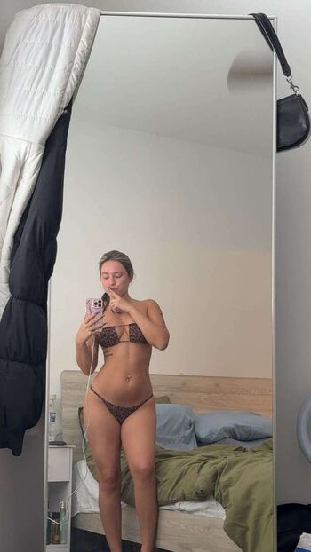 Alexia Steade