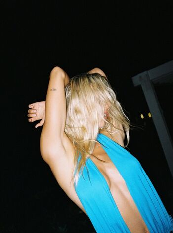 Leaked Alexis ren  page private photo viral onlyfans