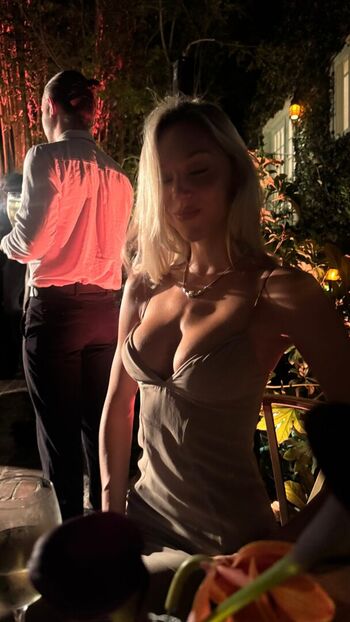Leaked Alexis ren private photo viral onlyfans