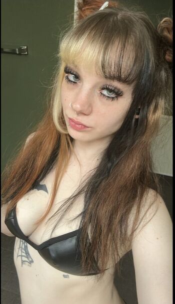 Leaked Alexsfunhouse private photo viral onlyfans