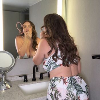 alexxxisadams