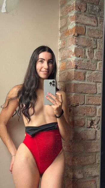 Leaked Aliaway private photo viral onlyfans