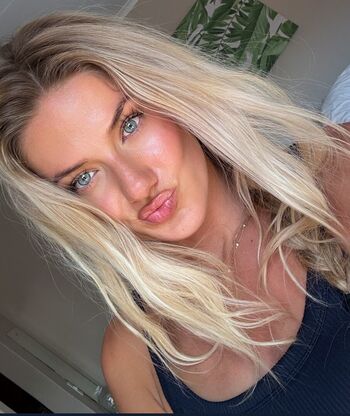 Leaked Alica schmidt page private photo viral onlyfans