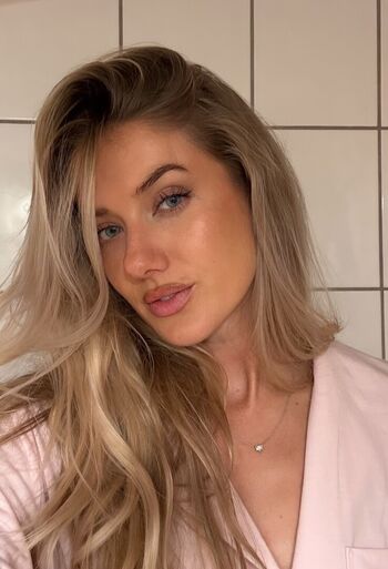 Leaked Alica schmidt private photo viral onlyfans