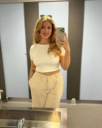 alicee_mayanne