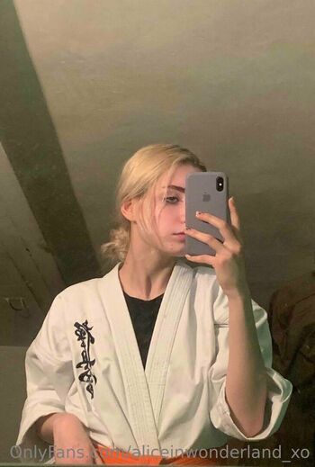 Leaked Aliceinwonderland xo private photo viral onlyfans