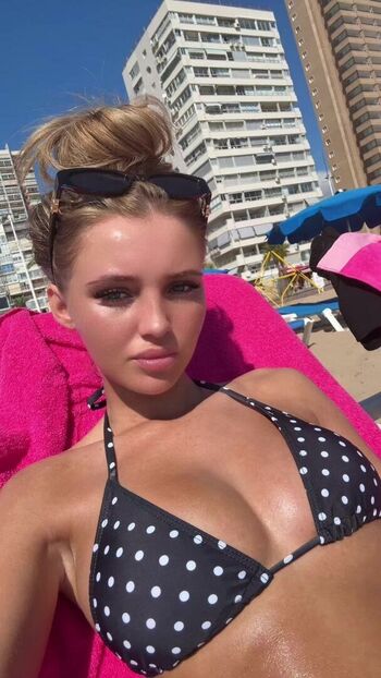 Alicia Johnston
