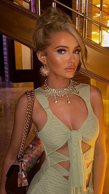 Alicia Johnston