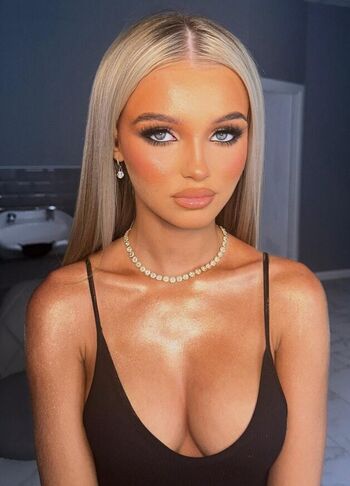Alicia Johnston