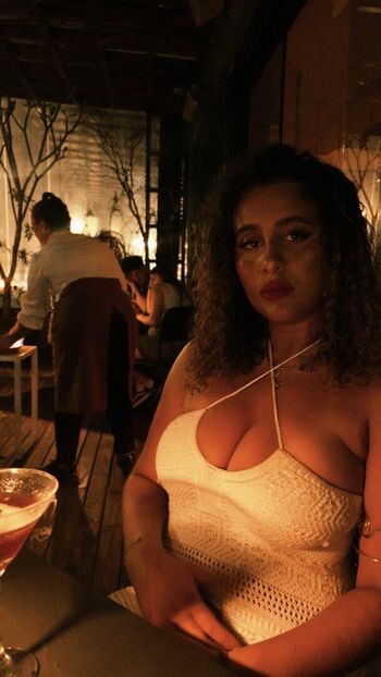 Leaked Alicia private photo viral onlyfans