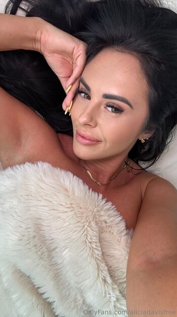 Leaked Aliciadavisfree private photo viral onlyfans