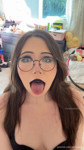 Leaked Aliciajade private photo viral onlyfans