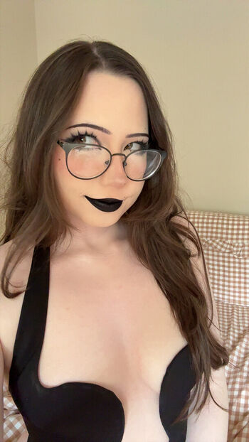 Leaked Aliciajade private photo viral onlyfans