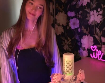Leaked Alinaavii private photo viral onlyfans