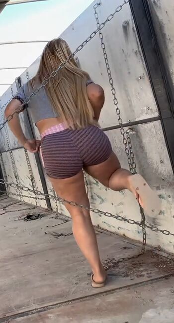 Leaked Aline fuchter ouriques page private photo viral onlyfans