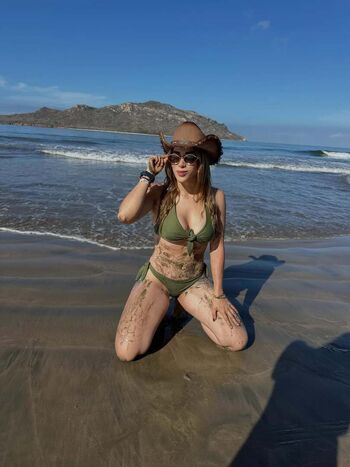 Leaked Aline torres page private photo viral onlyfans