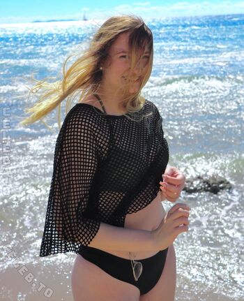 Leaked Aline xue private photo viral onlyfans