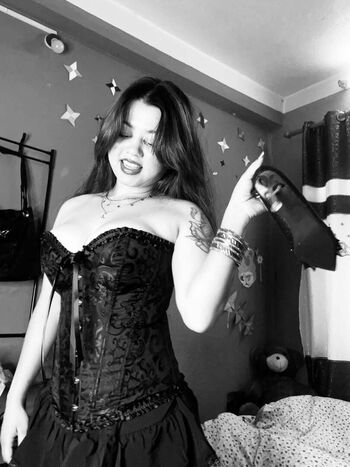Leaked Alishagiri private photo viral onlyfans