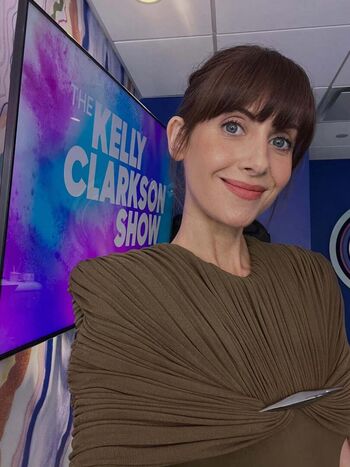 Leaked Alison brie private photo viral onlyfans