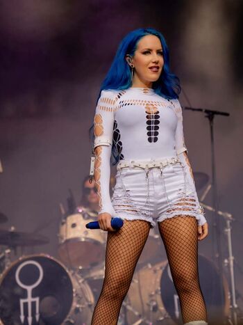 Alissa White-Gluz